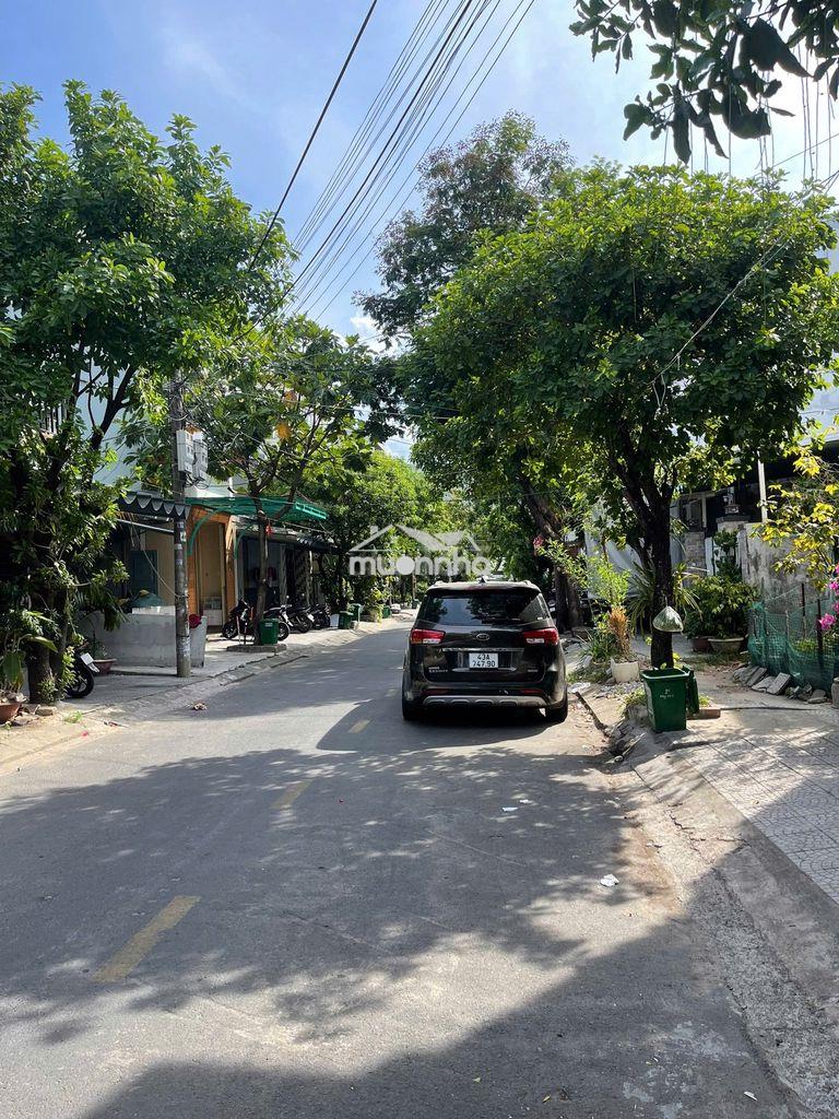 Chính chủ bán đất đường thạch sơn 3, trục gần chung cư ecohome