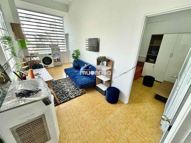 Căn hộ 2pn tân bình , xe hơi tận cửa , rộng thoáng