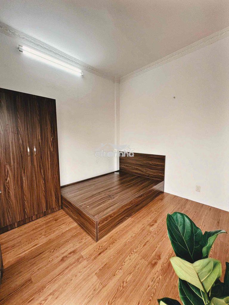 Cho thuê căn hộ studio cửa sổ q5 gần đh kinh tế ueh, đh y dược - 2