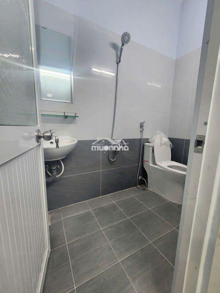 Cho thuê nhà nguyên căn có nội thất đường lê văn lương - 3