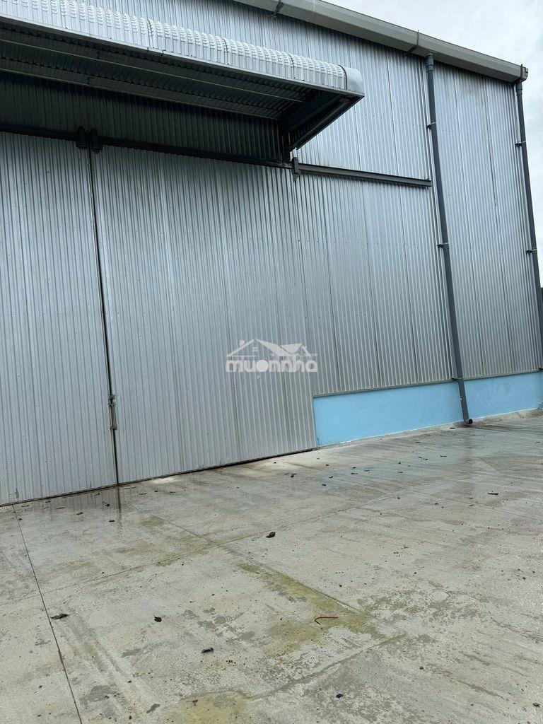 Cho thuê nhà xưởng tại xã hoà ninh- đà nẵng  :800 m2 - 2
