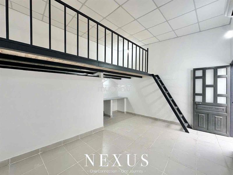 Đi bộ qua nttu_vườn lài p.an phú đông quận 12_khu vực an ninh
