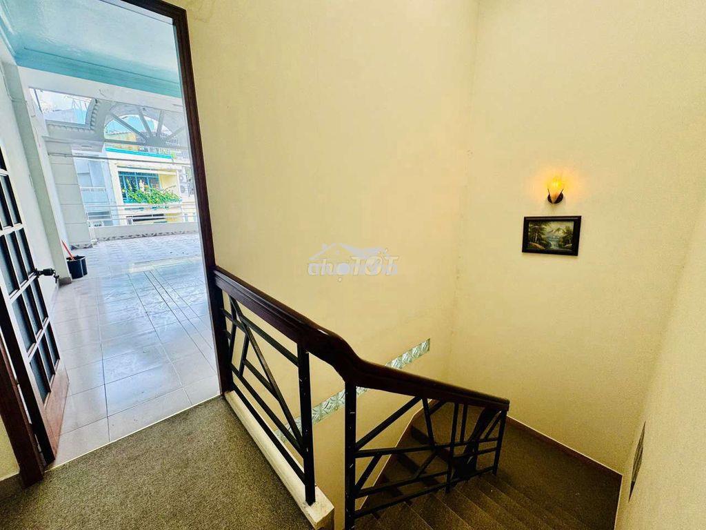 Nhà đẹp hẻm xe tăng xịn hơn mặt tiền -thành thái -quận 10 - chỉ 26 tỷ - 4