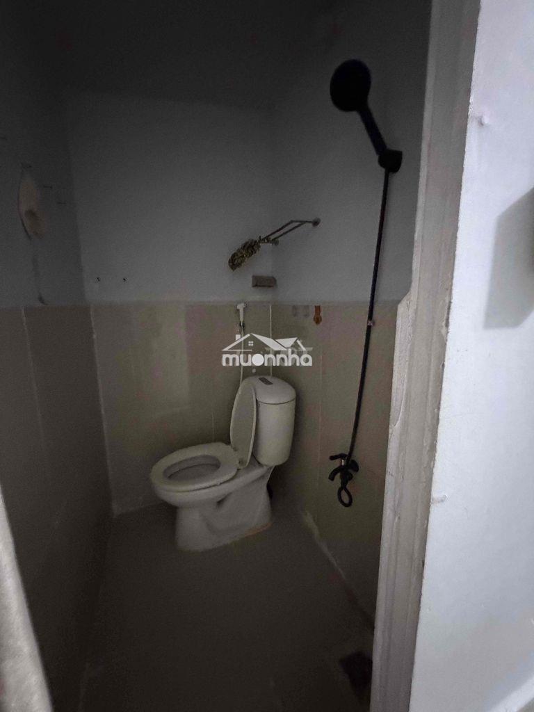 🏠 Phòng trọ cao lỗ, quận 8 – có gác, máy lạnh – 6,8tr/tháng - 2