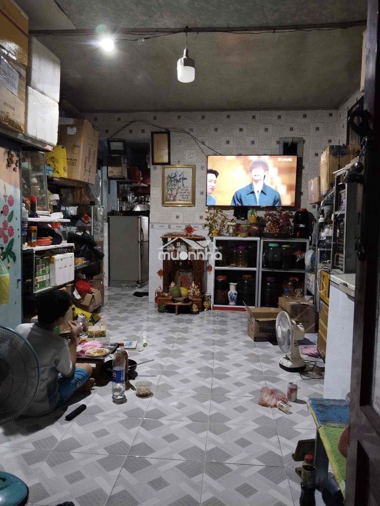 Chỉ hơn 4 triệu/tháng
