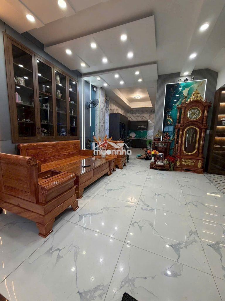 Nhà 3 lầu, ngang 6.6m đ nguyễn du, gần chợ dĩ an 1,. - 2