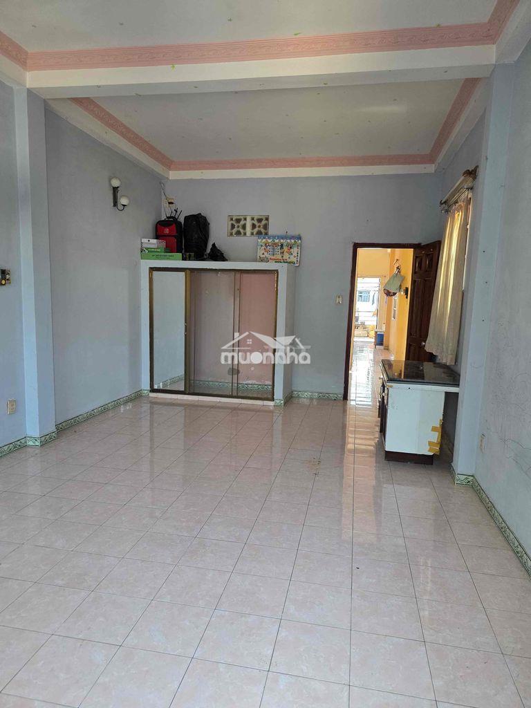 Cho nữ thuê trọ ngay đầm sen. q11