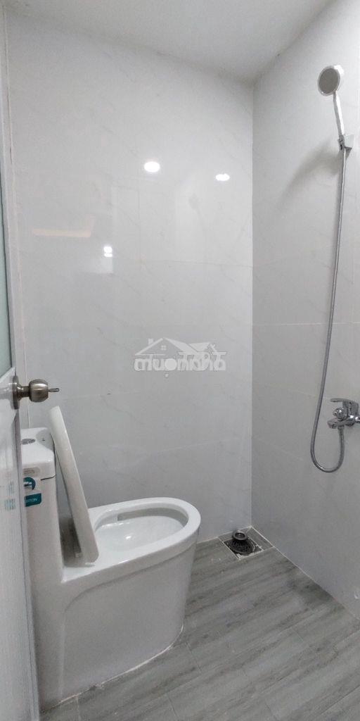 Phòng lầu 4 địa chỉ hẻm 47 nguyễn thị tần - 3