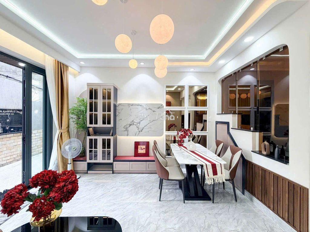 Nhanh mới còn - 30m2 hùynh văn bánh - 3 tầng hẻm xe hơi - 4
