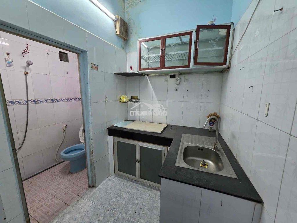 Sát bên gò vấp- tân bình. nhà nhỏ đủ công năng- - 2