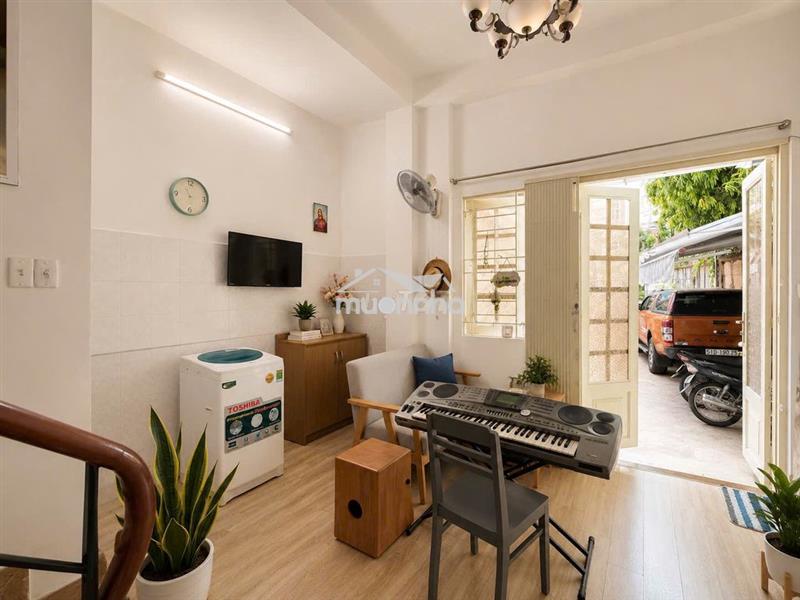 Bán gấp giá nhà cũng bán nhà hoàng diệu – 3 tầng – 111m² – hẻm ô tô