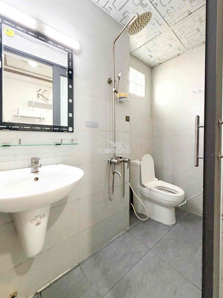 Cho thuê studio 2pn full nt cửa sổ trời-thang máy-khu thích quảng đức - 4