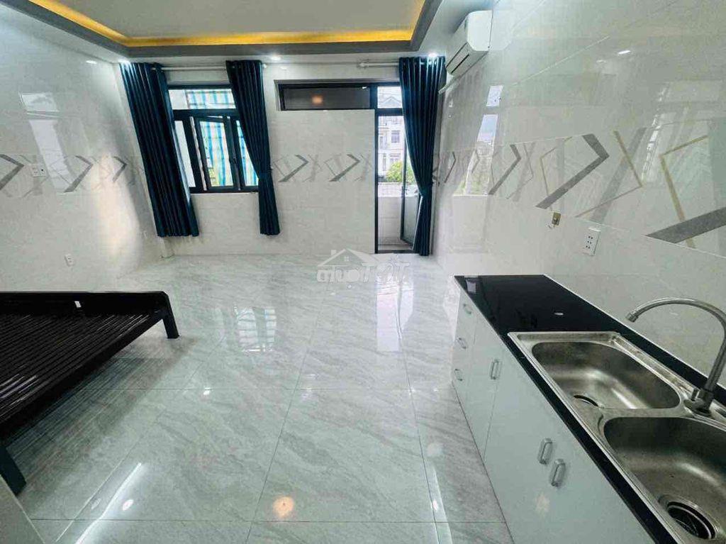 Cho thuê phòng ban công mặt tiền đường phạm hùng nối dài diện tích 40 - 4