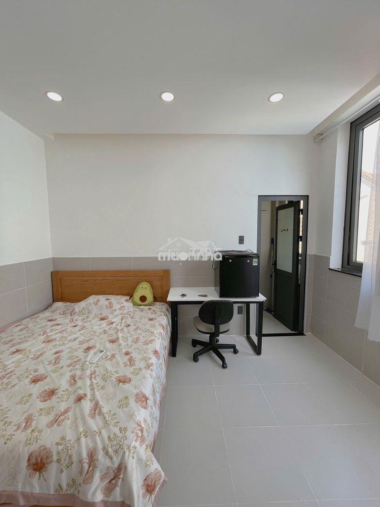 Cho thuê phòng full nội thất cửa sổ lớn ngay công viên gia định - 2