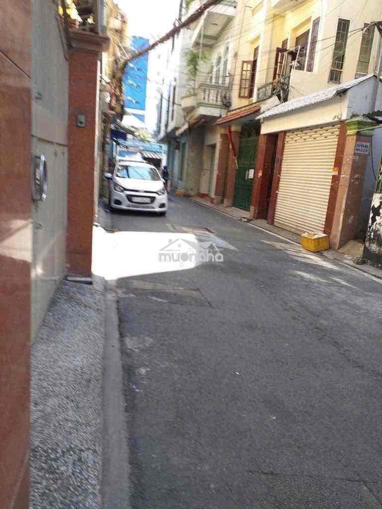 Cho thuê nhà sân bay 72m2 trệt 2 lầu 4pn giá tốt