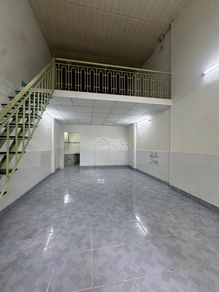 Cho thuê nhà đường phú thọ hoà - p phú thọ hoà 4 x 15 m đúc lửng đẹp