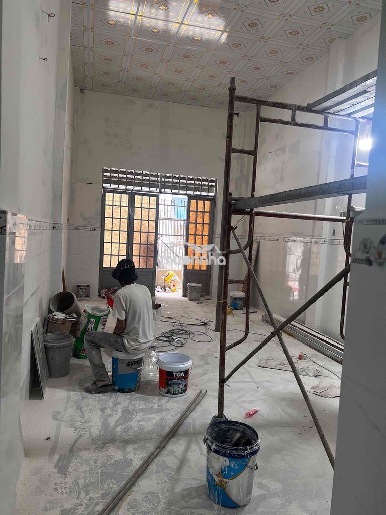 Cho thuê nhà đep hẻm tô ký. 4 x 25m. lửng. giá 8 triệu - 3