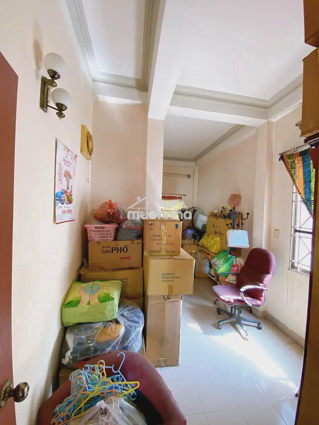 Bán nhà giá tốt..,p4, gv - 3 tầng btct- dtsd ~ 180m2. chỉ hơn 6 tỷ tl - 3