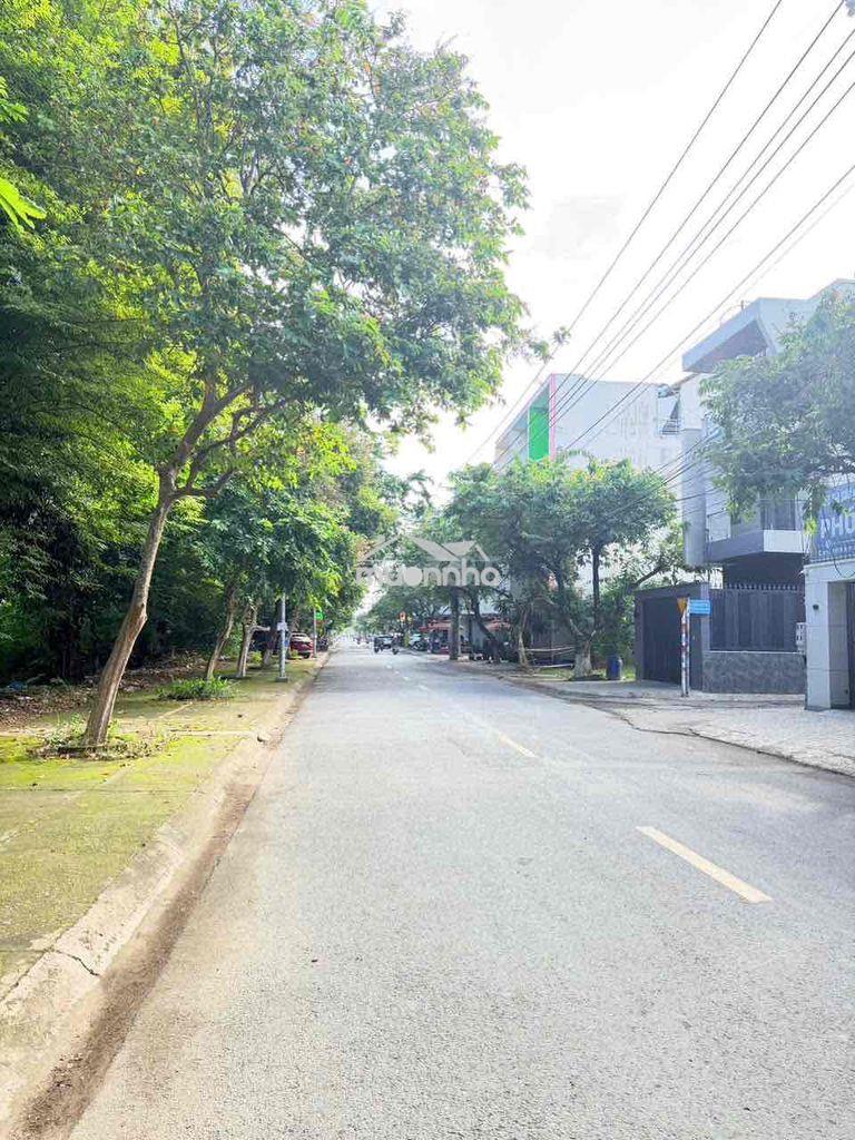 Cho thuê nhà 1 trệt 1 lầu gần cổng sau công ty bon chen , phường bửu h