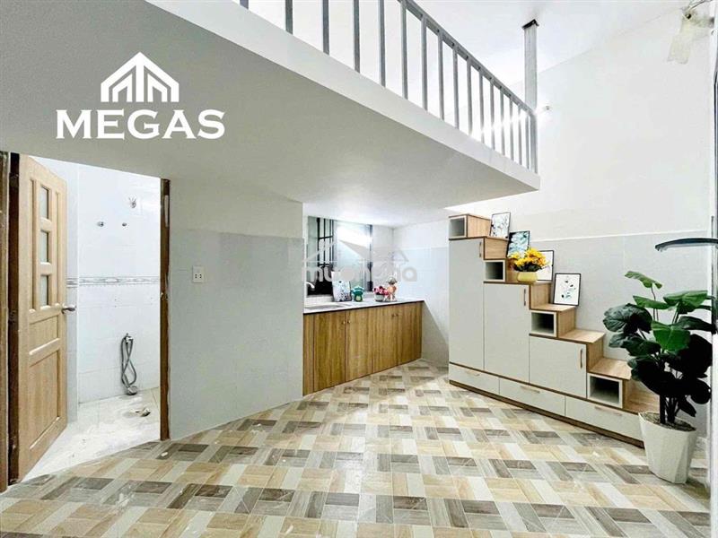 Duplex giá rẻ ngay vhu - huit ở được 3-4 bạn