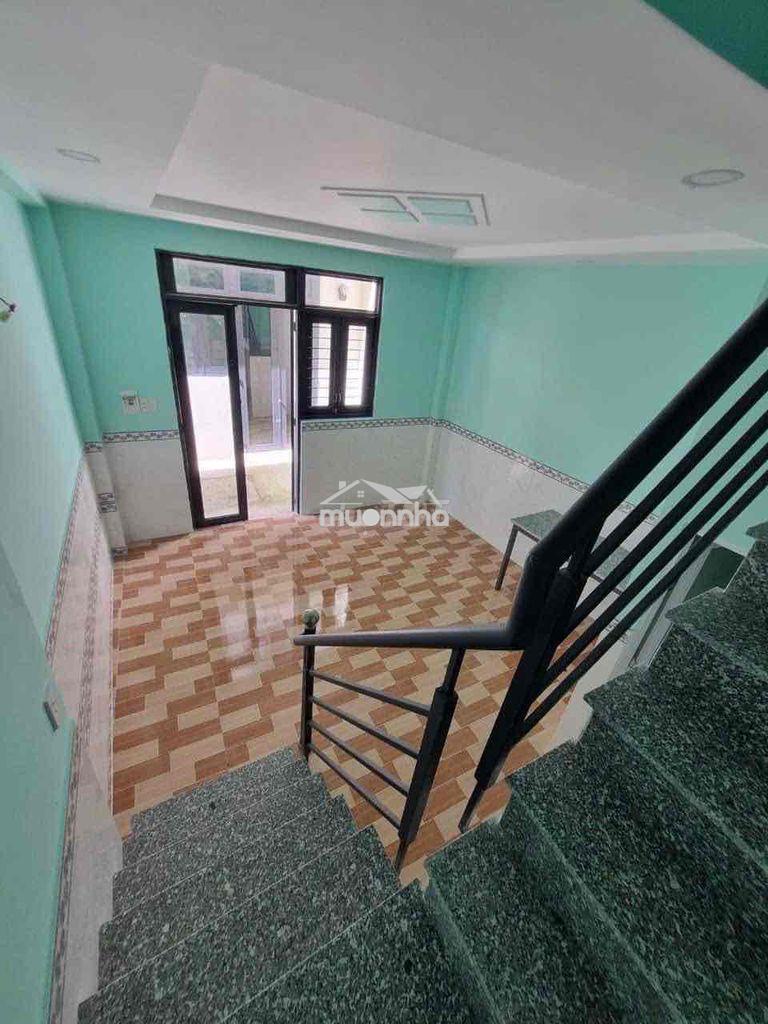 Siêu phẩm nhà nguyên căn hạ giá