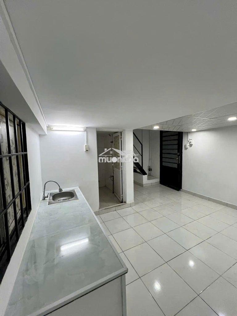 Rẻ tụt quần. sài gòn nghèo cũng đủ tiền mua: 410 triệu