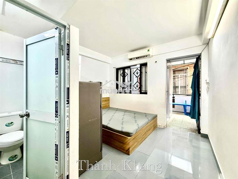 Cho thuê căn hộ tách bếp ban công máy giặt riêng gần đh kinh tế ueh