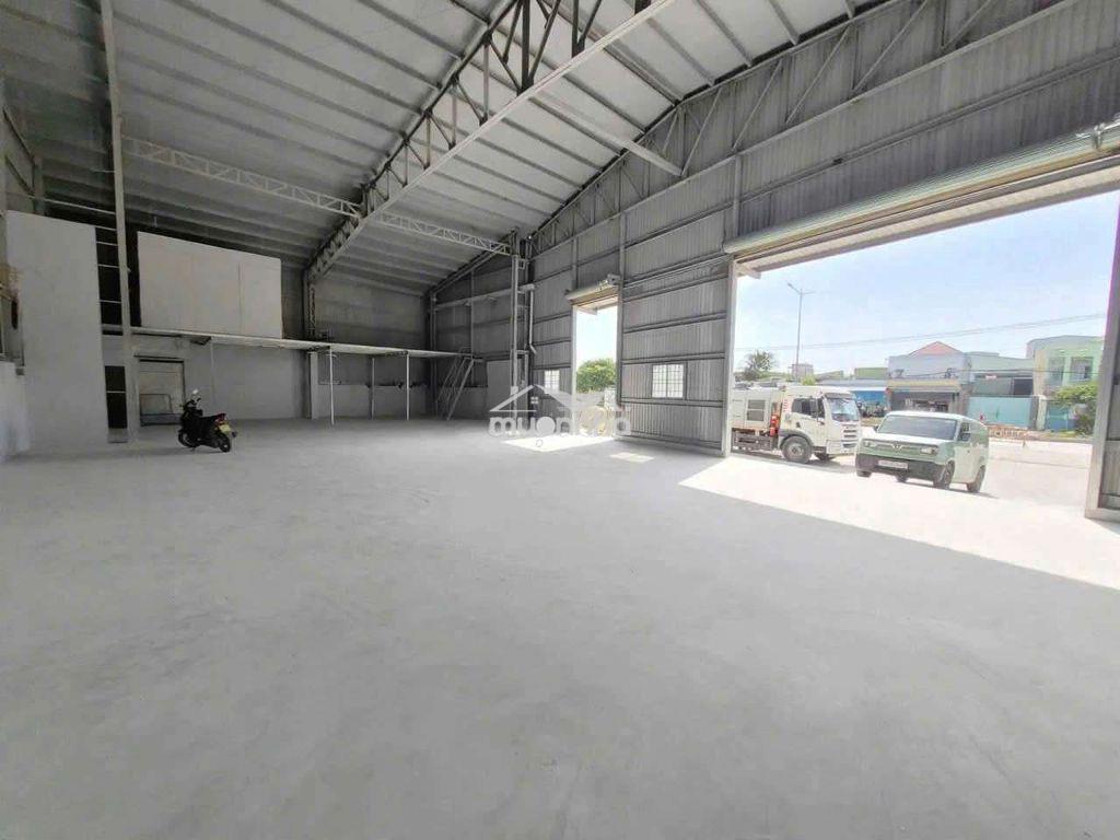 Chính chủ cho thuê xưởng mt ql13 thuận an. dt: 300m tạo - 2
