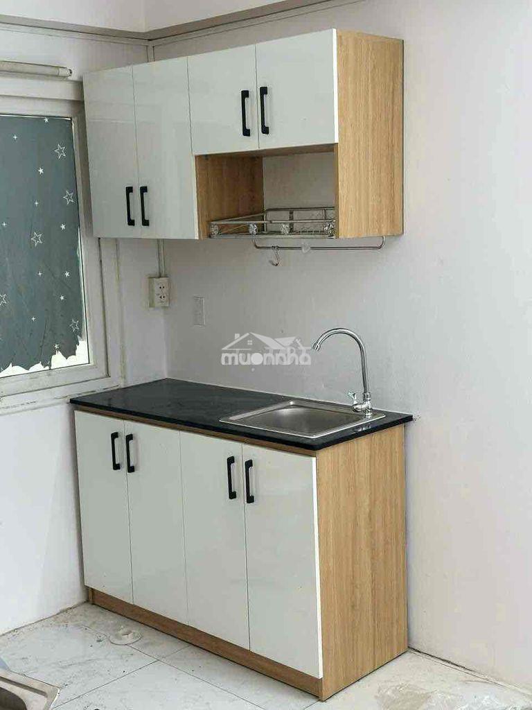 Chính chủ cho thuê phòng hẻm 98f lê lai ful nt giá 6,3tr ban công ạ lh