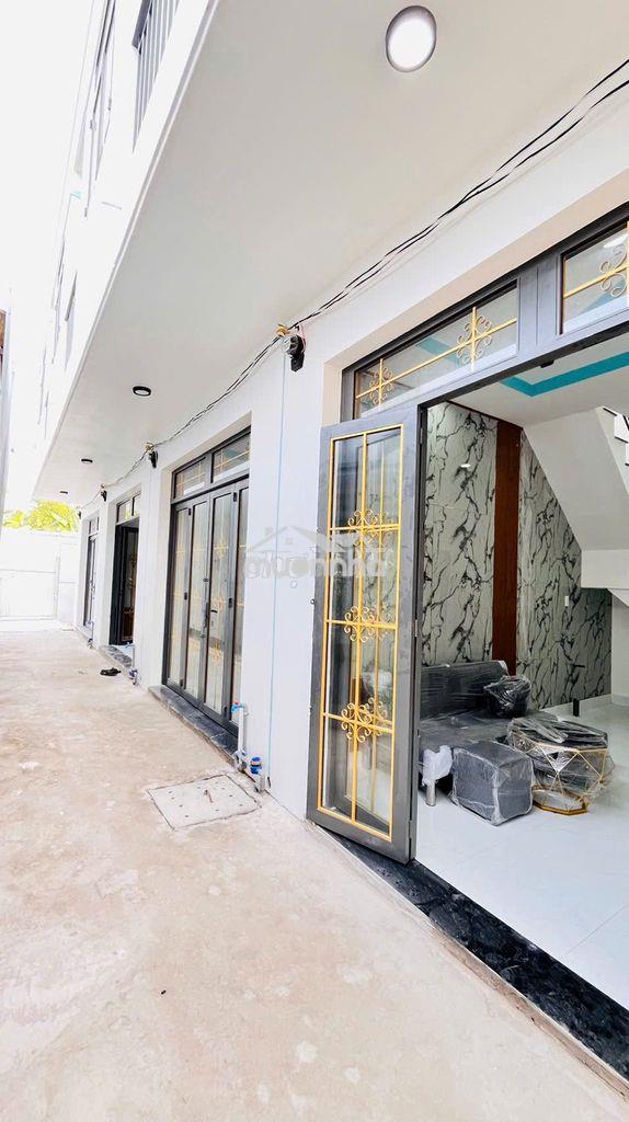 Bán nhà giá rẻ quốc lộ 50, 1 trệt 1 lầu giá 690 triệu tl