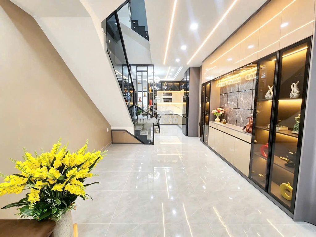 Bán nhà mới cao cấp , hẻm 6m - p. phú thuận - quận 7 . - 2