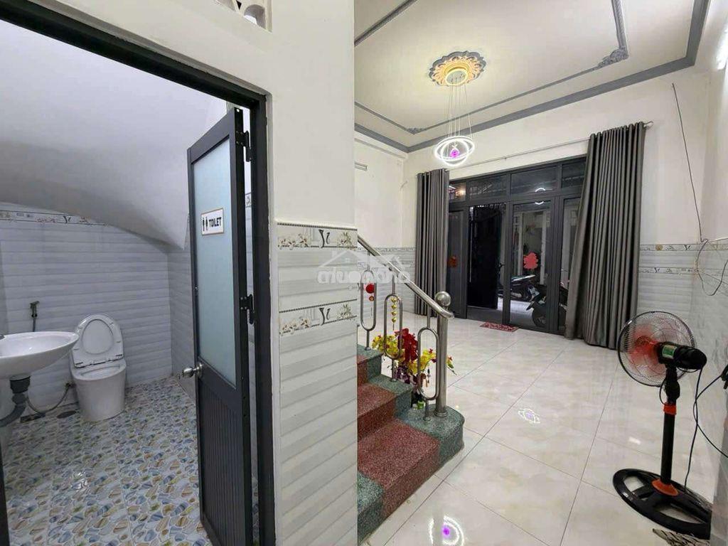 Nhà cho thuê số 19/ hồng lạc phường 10 quận tân bình  - 2
