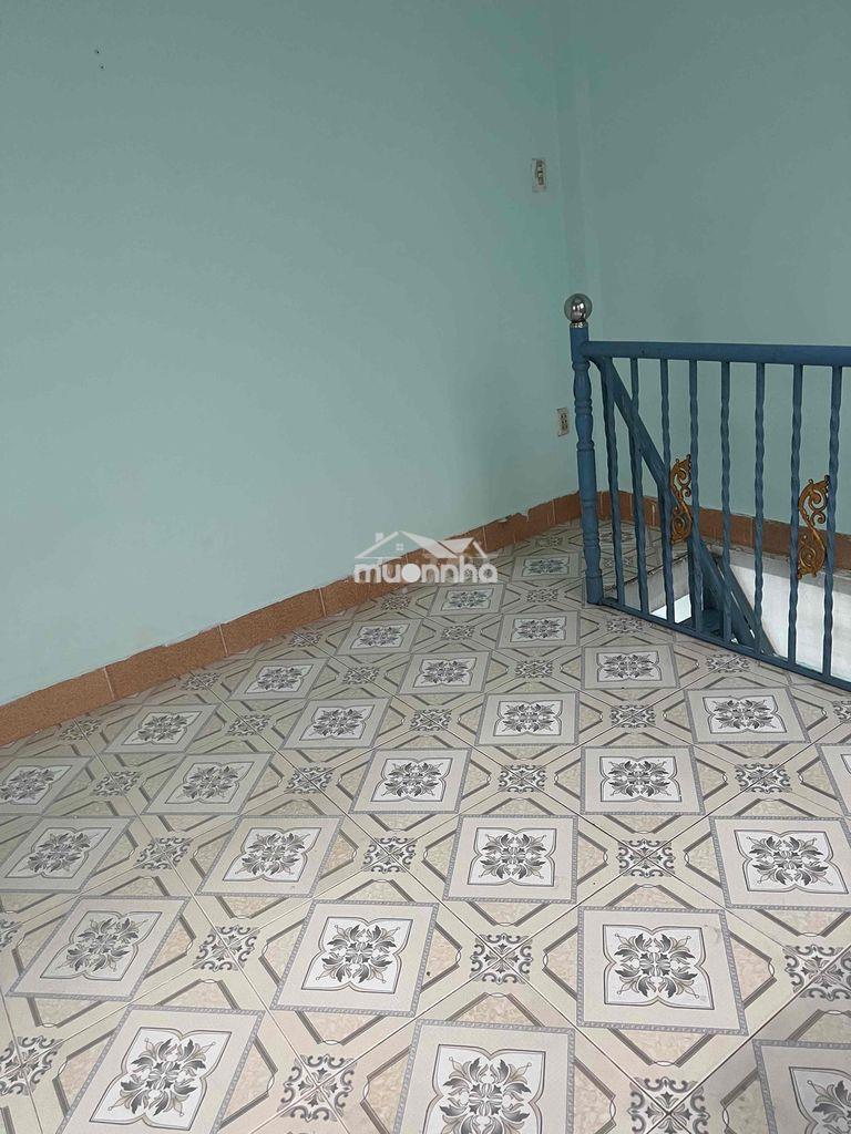 Phòng cho thuê 10a/12a phạm hùng p4 q8 (cũ) - Ảnh 2