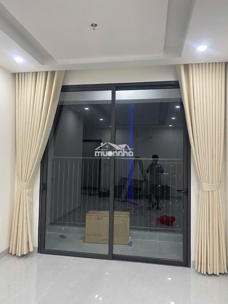 Cho thuê 2pn sẵn 2 máy lạnh, rèm, gp 74m2 giá 6tr/tháng (6 th đầu)