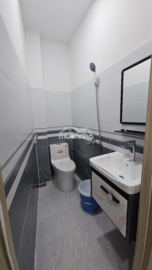 Nhà đẹp giá tốt ngay trung tâm tiện đi lại  - 4