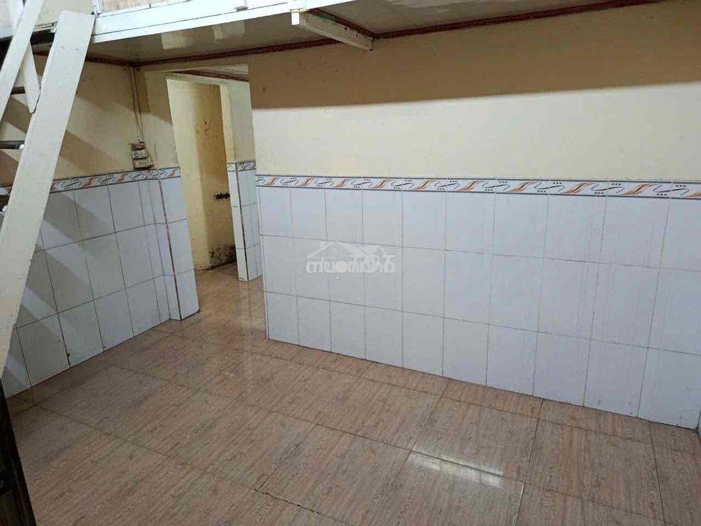 Bán nhà khu dân cư tiện xây mới gần chợ và khu đường số. - 3