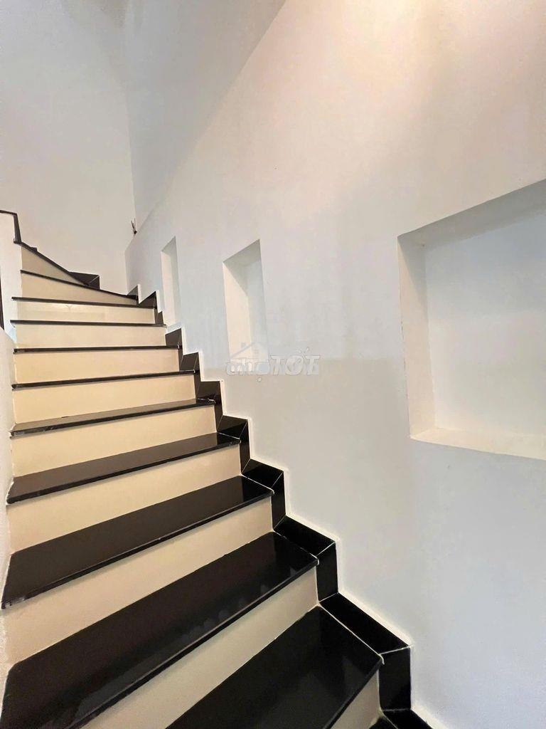 Nhà mới trung tâm quận 8, 2 mặt tiền hẻm - thiết kế hiện đại - 2