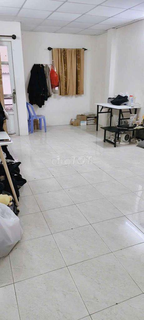 Nhà 1 trệt 1 lầu 3pn hẻm 150 huỳnh tấn phát kế cầu tân thuận - 2