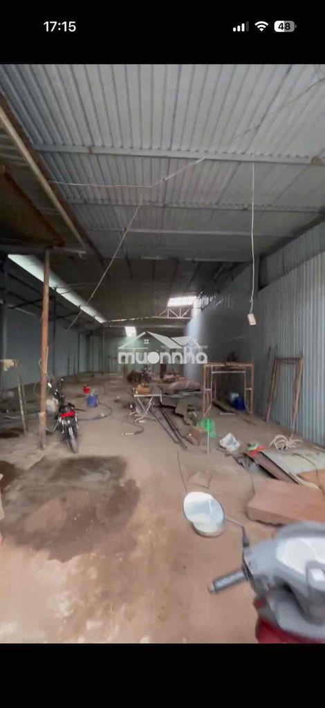 Cho thuê kho 400m2 17triệu có văn phòng - điện 3pha - đường tải lớn - 3