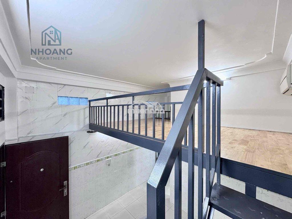 Giá tốt!! cho thuê phòng gác 25m2 tách bếp_cửa sổ trời ngay cmt8 q3 - 2