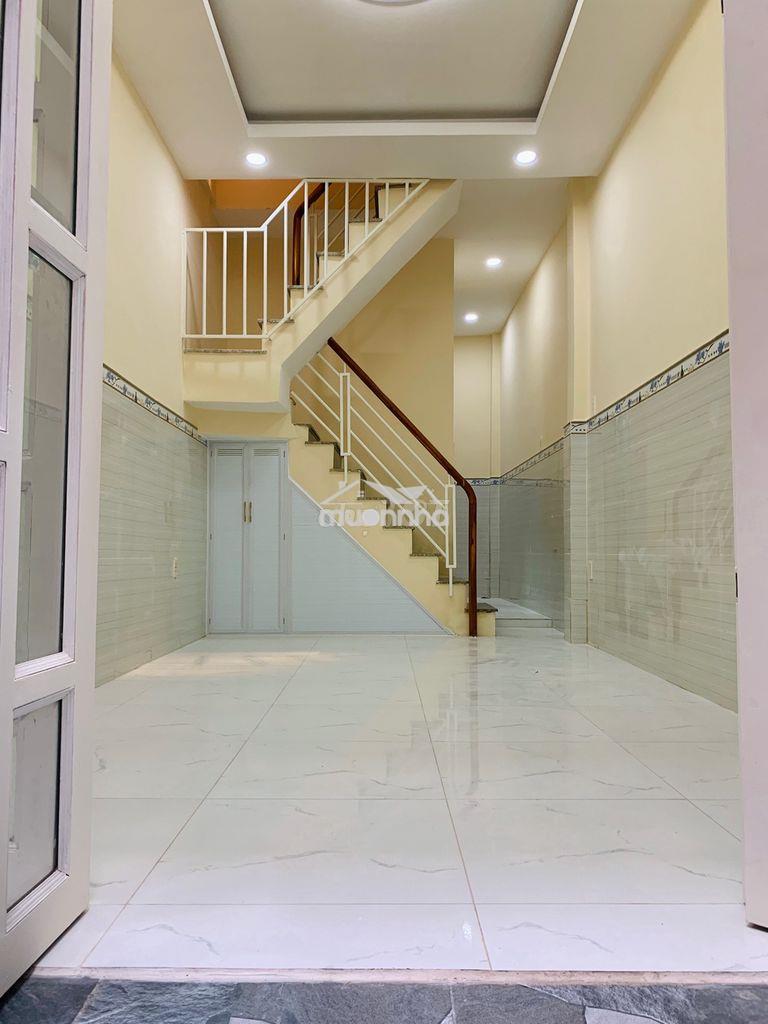 Tôi bán nhà 51 m2, 1 trệt, 1 lầu, sổ hồng, tuyệt đẹp. quận 7