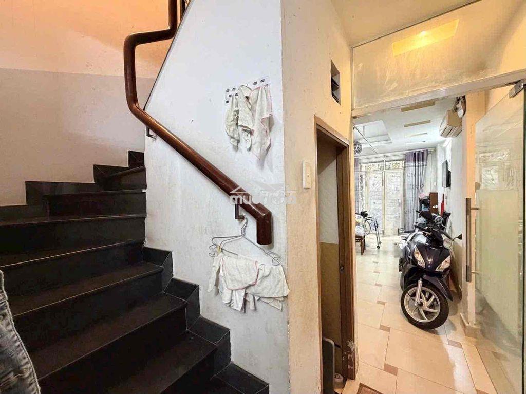 Hẻm 3m tô hiến thành gần cc kingdom. (36m2). 4 tầng mới. giá 6.9 tỷ tl - 3