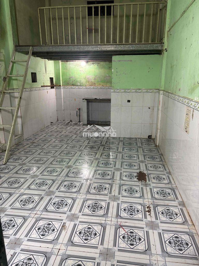 Phòng cho thuê 1,8tr gần ktx khu b làng đại học - 2