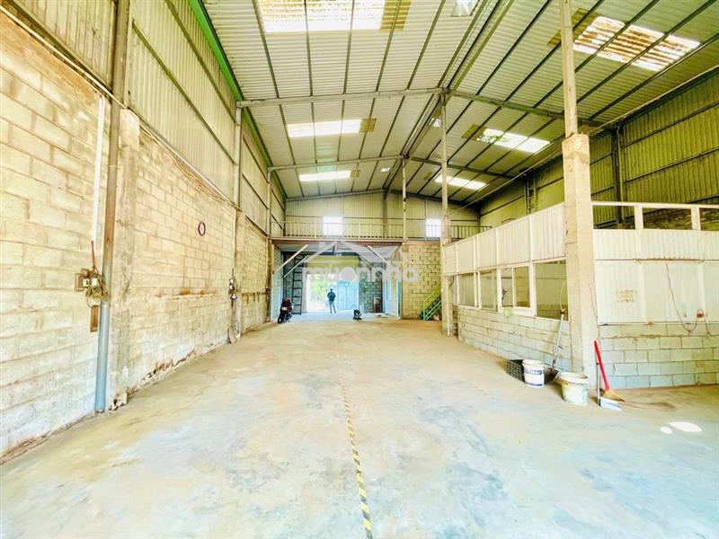 Cho thuê xưởng 1/ bến than - 629m2 - 14x45 - đường 10