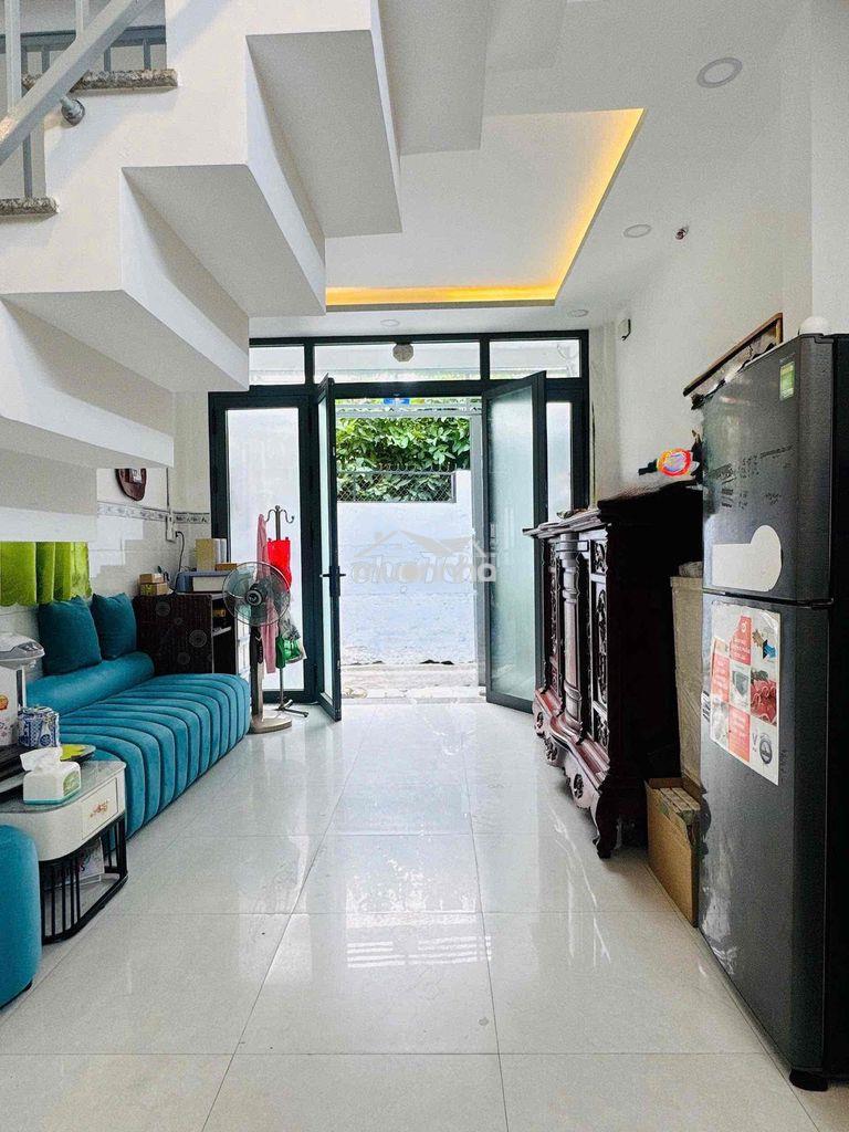 Nhà nở hậu tài lộc phú nhuận-36m2, 1 căn ra đường  nguyễn đình chính