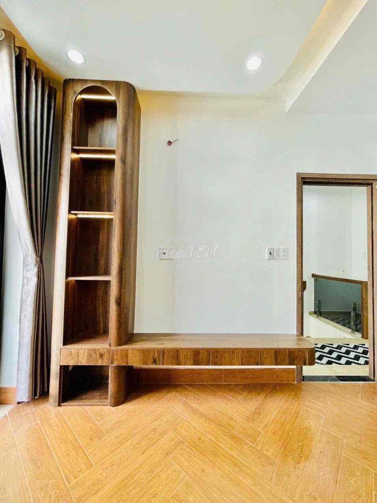 Nhà to đùng 6.75 x 10 - 3 tầng - hẻm oto thông - ngay phan anh - 4