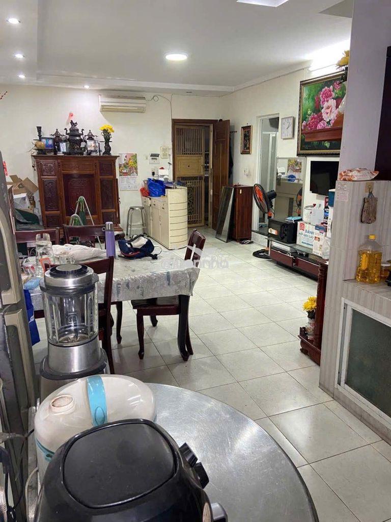 Chung cư 72 trương quyền, q3: 2p ngủ, có nt, 65m2, 8tr/th - 4