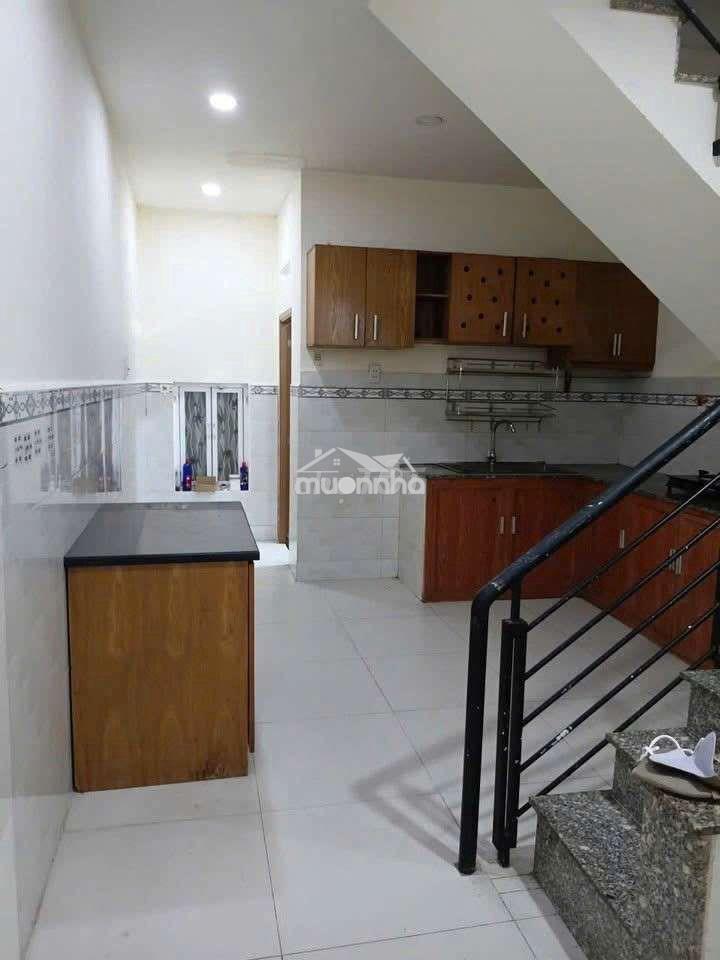 Nguyên căn cho thuê 2pn đường thành thái quận 10. - 2