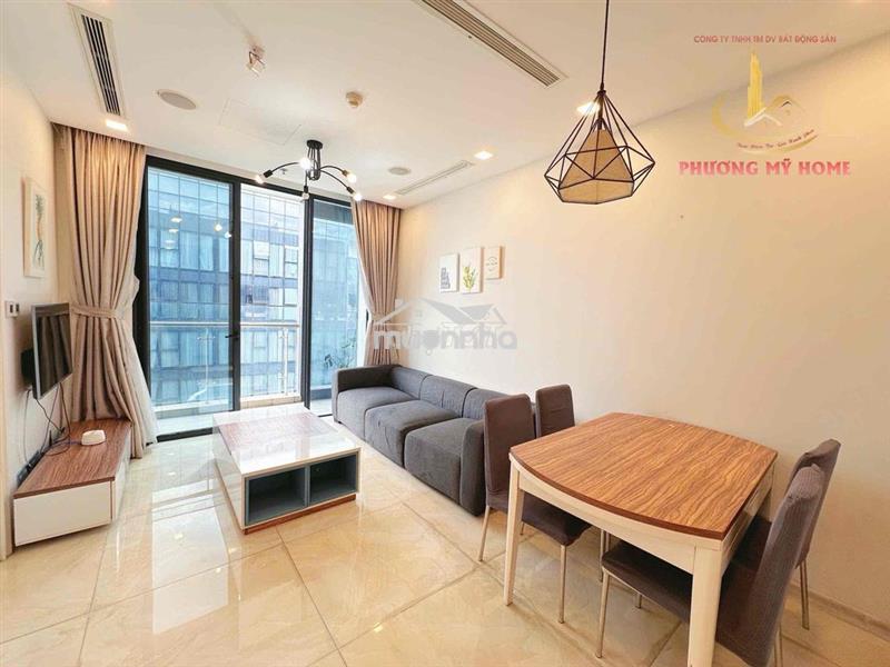💥 Giá tốt! 2pn vinhomes golden river 70m² chỉ 26 triệu/tháng