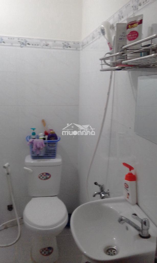 Nữ nhân viên văn phòng - thuê phòng - quận phú nhuận - 3